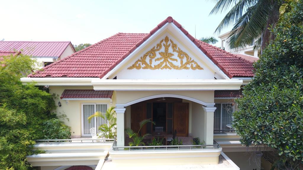 Villa Grange Phnom Penh Exterior photo
